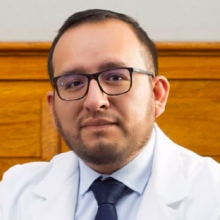 cardiologos arequipa Dr. Jorge Alejandro Gil Romero, Cardiólogo